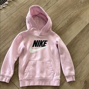Girls size 5-6 Nike Pink Sweatshirt Hoodie with Ribbed Cuffs